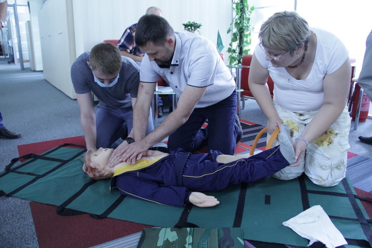 AEA-UA_Training-First-Aid_9359     