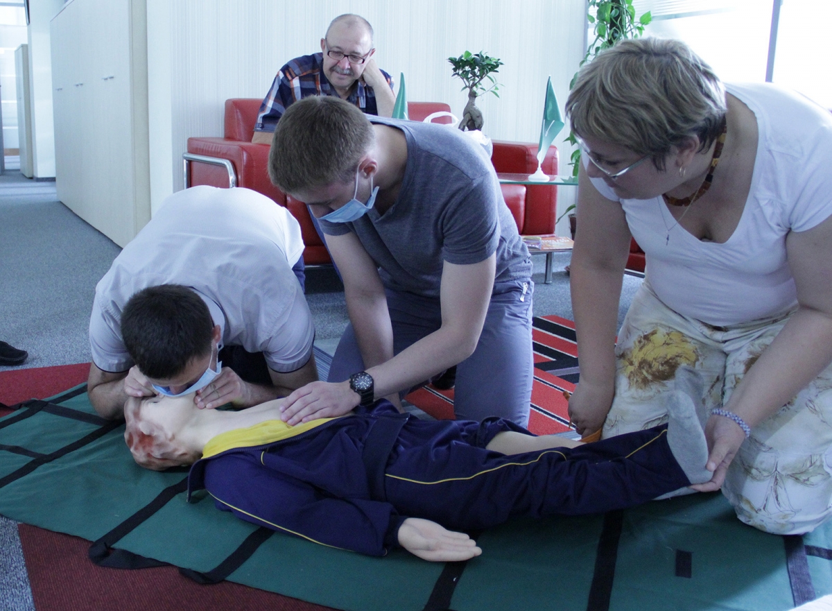 AEA-UA_Training-First-Aid_9365     